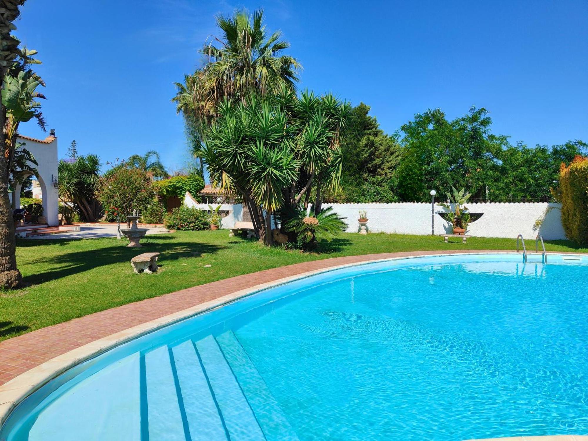 Villa Alfonsa, Fontane Bianche, Siracusa, Private Pool, 10Min From The Beach المظهر الخارجي الصورة
